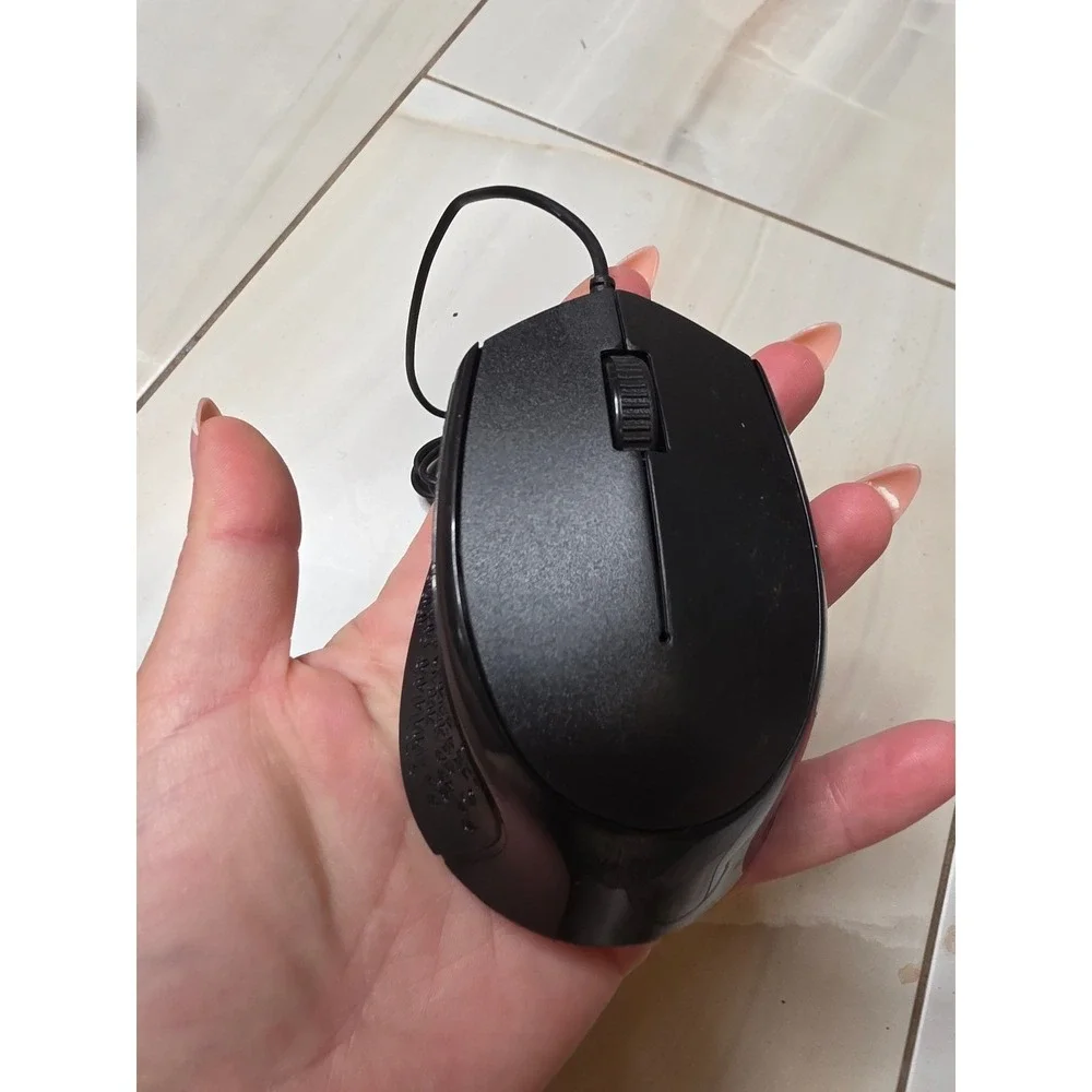 Black Wired Optical USB Computer Mouse Ergonomic Textured Grip MO-205U F3‎